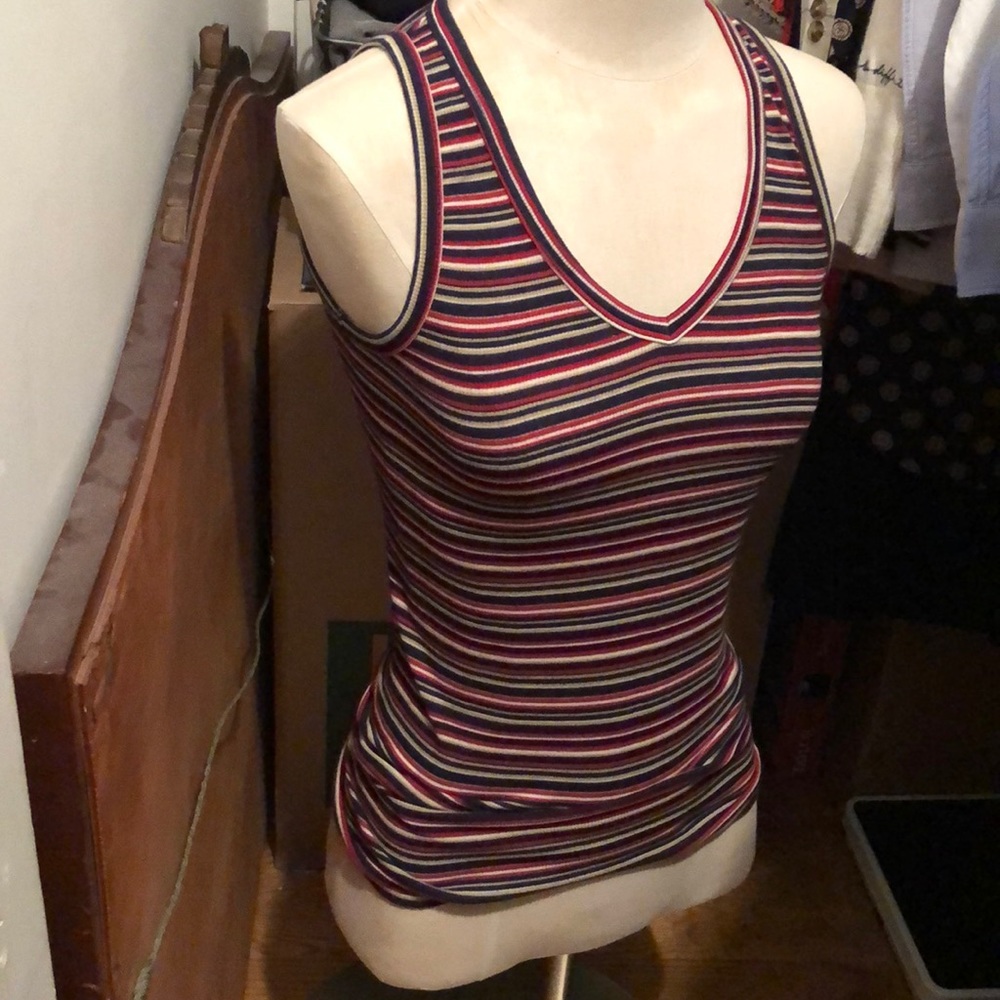♦️SOLD Gap Women’s Striped V-Neck Tank